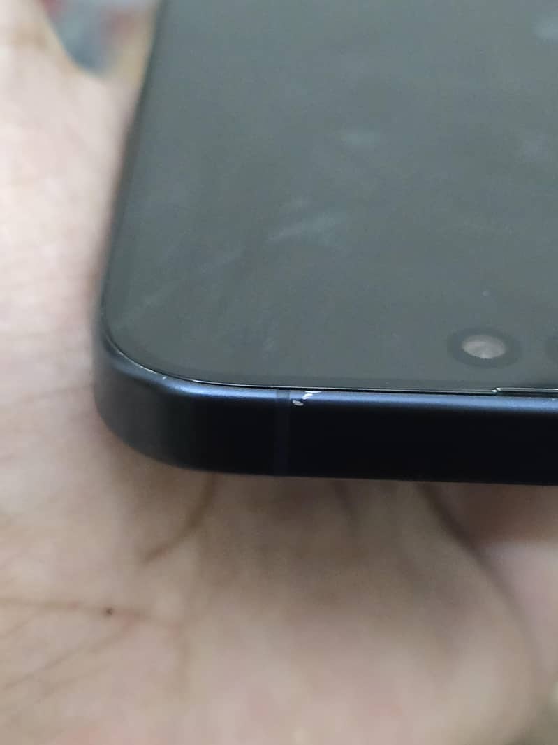 Apple iPhone 15 Pro Max 7