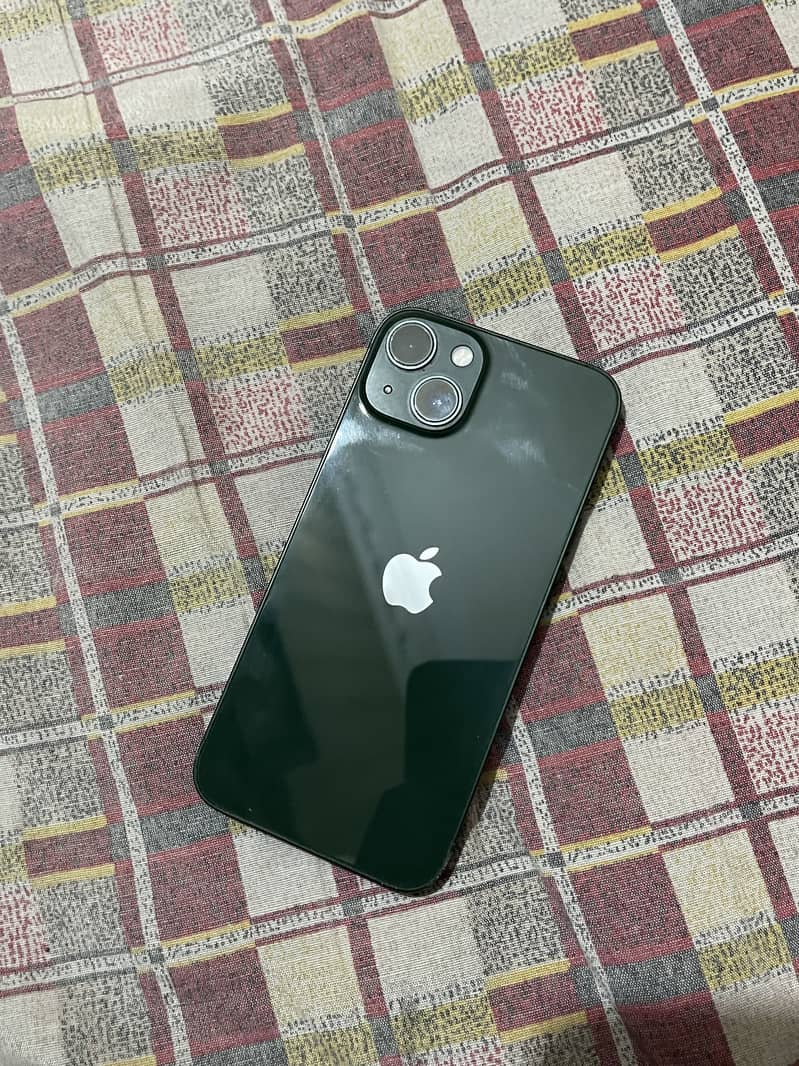 Apple iPhone 13 1