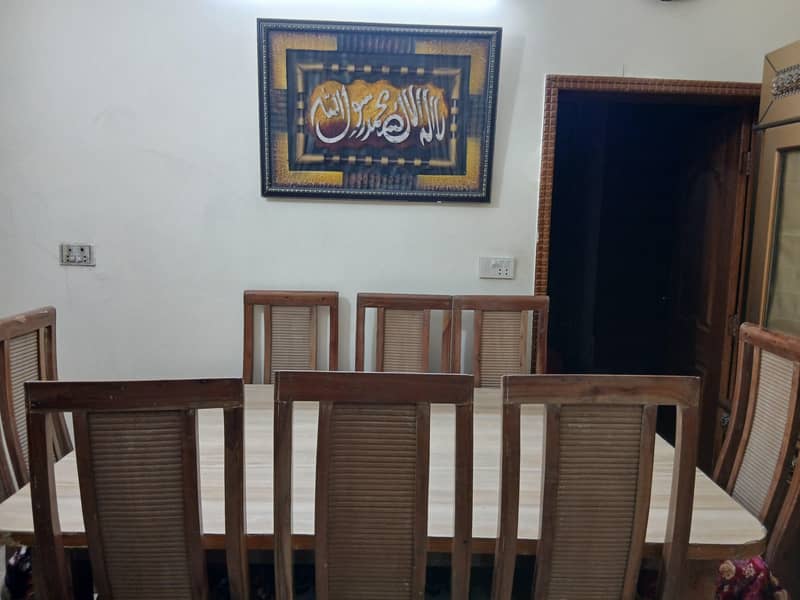 Dining table with chairs 4