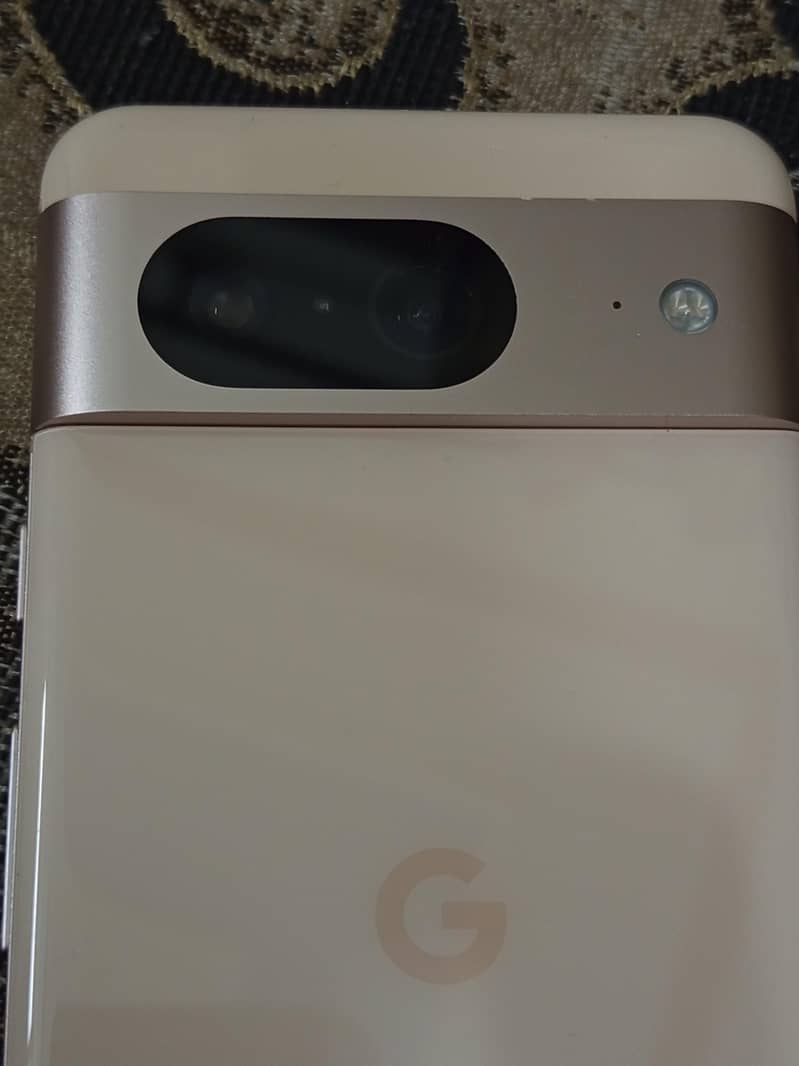 Google pixel 8 Mint condition 3