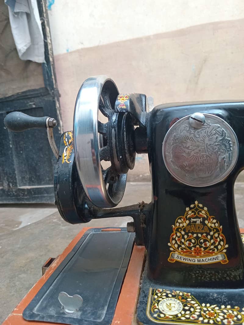 Sewing machine 4