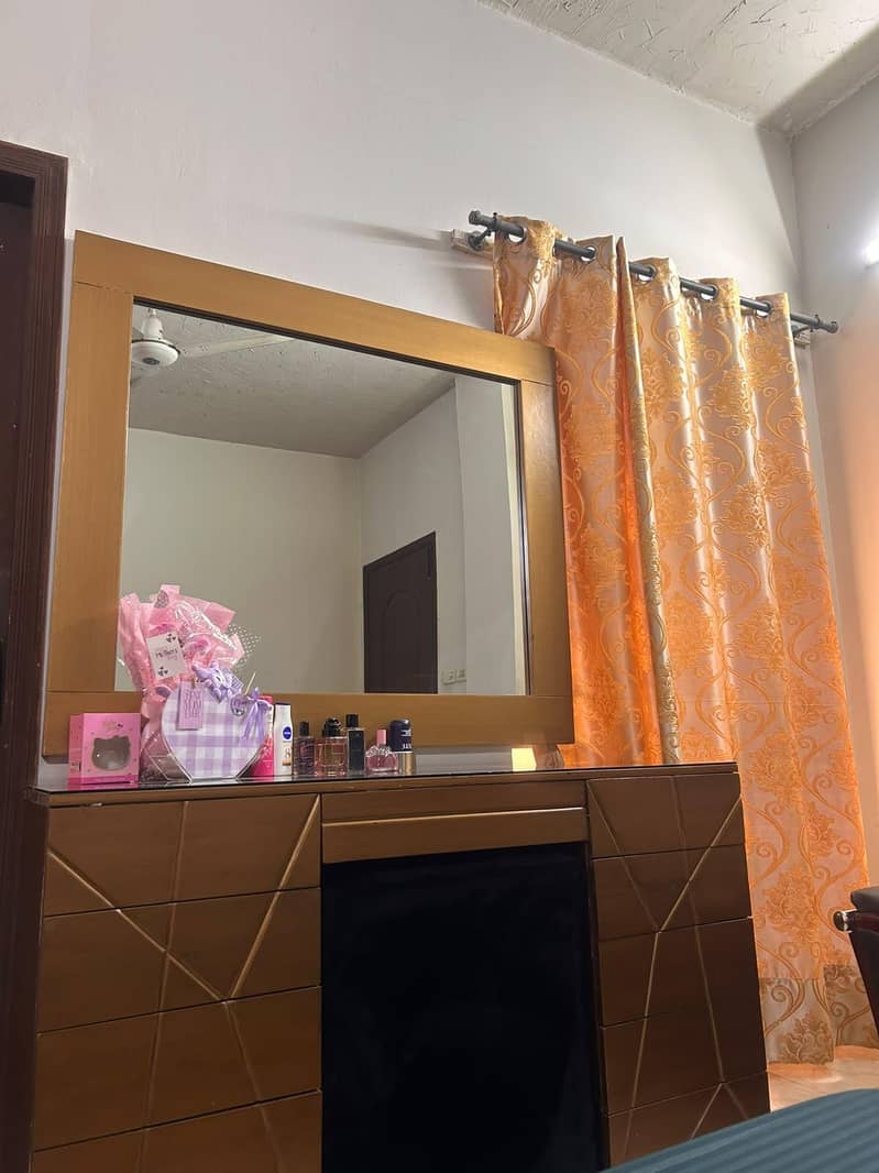 King Bed 4