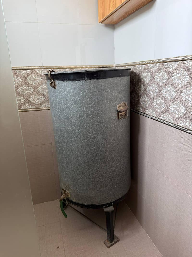 water tank without rust 1