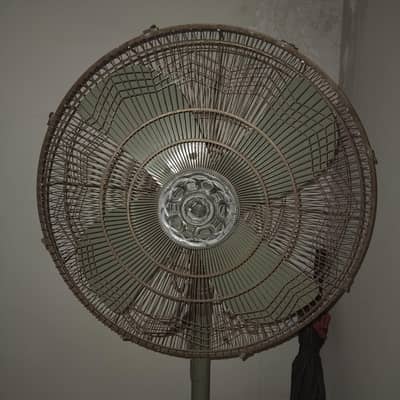pedestal fan