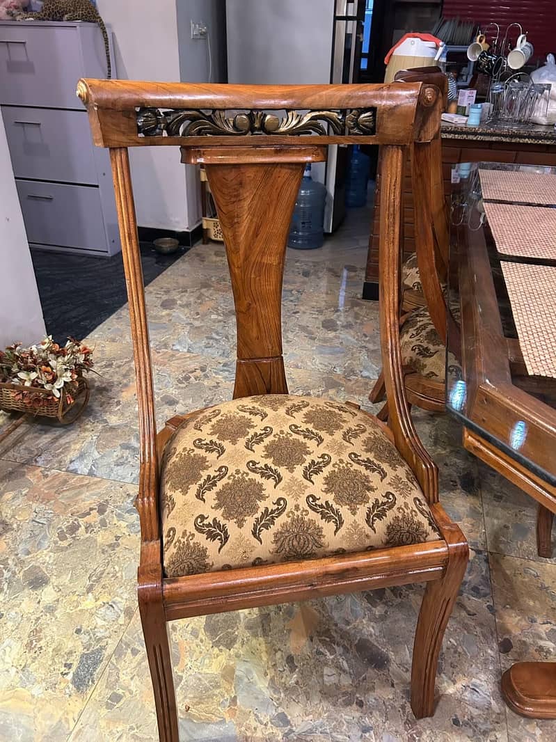 6 seater dining table 2