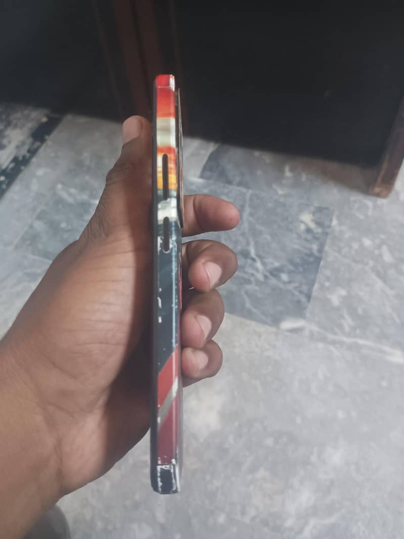 realme C85 5