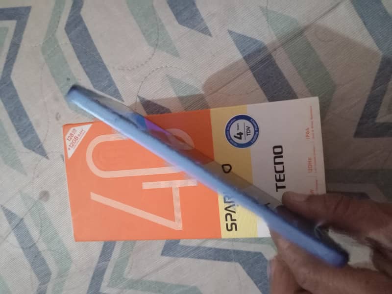 Tecno Spark 40 6