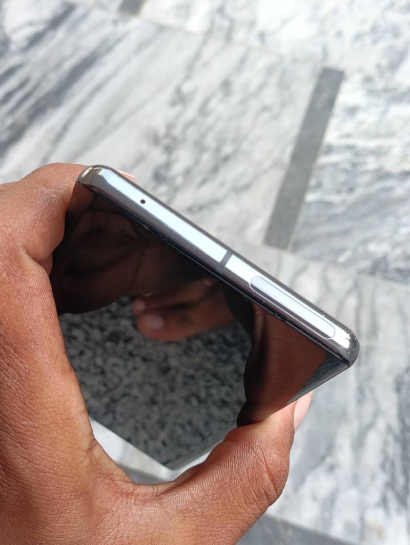 Google Pixel 7 Pro 6