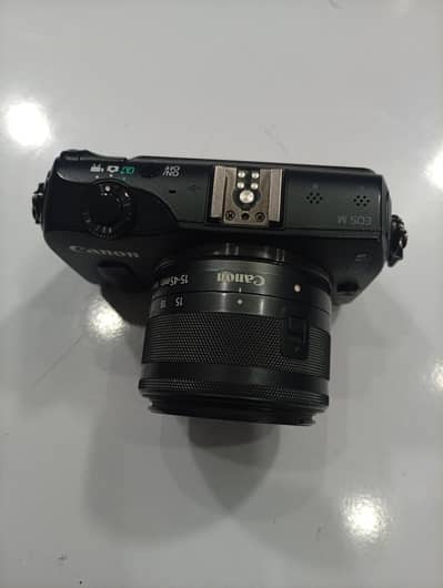 canon EOS M