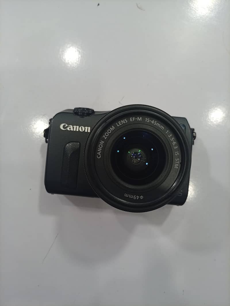 canon EOS M 2