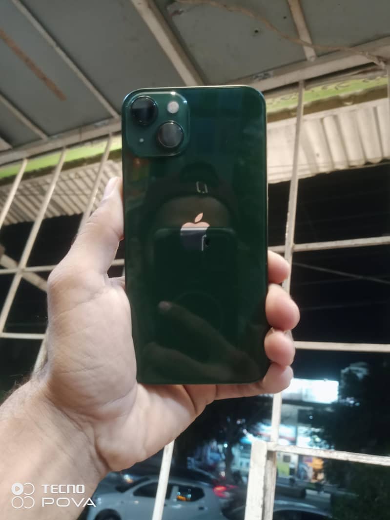 Apple iPhone 13 3