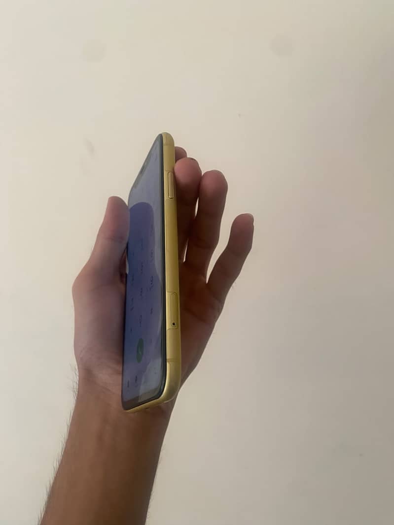 Apple iPhone 11 5