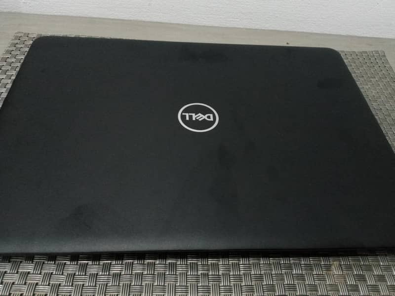 Dell laptop 0