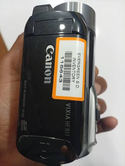 canon vixia r11