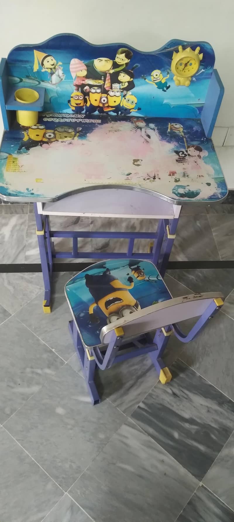 Good condition school activity table. 1