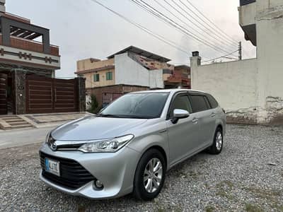 Toyota Corolla Fielder 2015