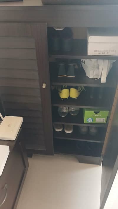 shoe rack