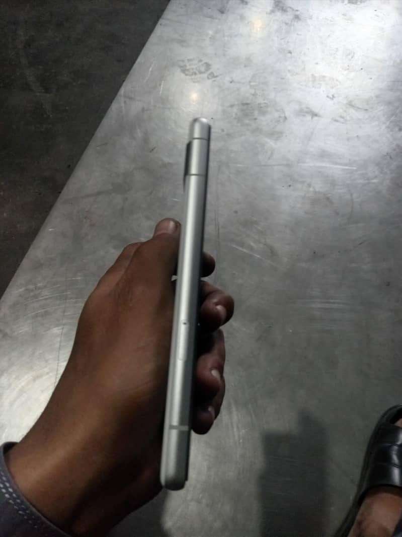 Google Pixel 7a 6