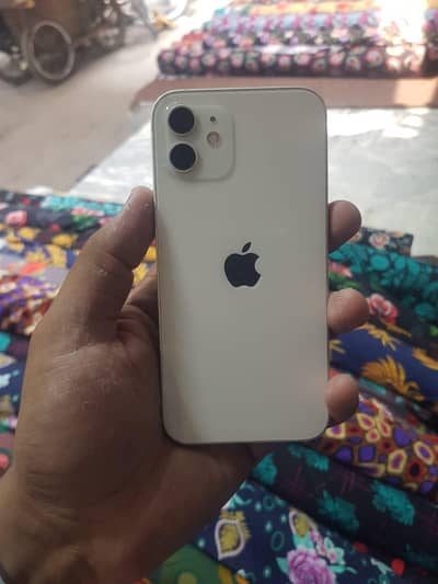 Apple iPhone 12