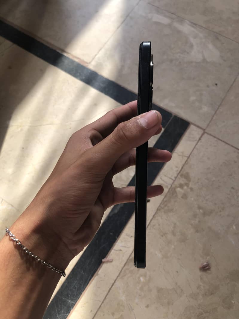 OPPO A77 2
