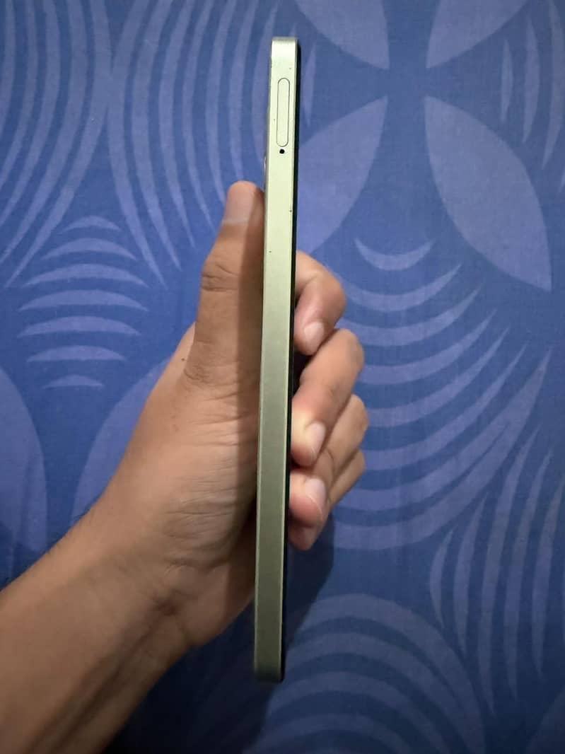 Realme C63 3