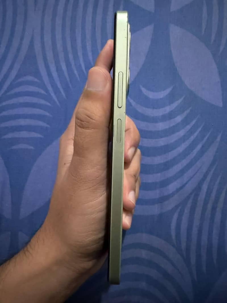 Realme C63 6