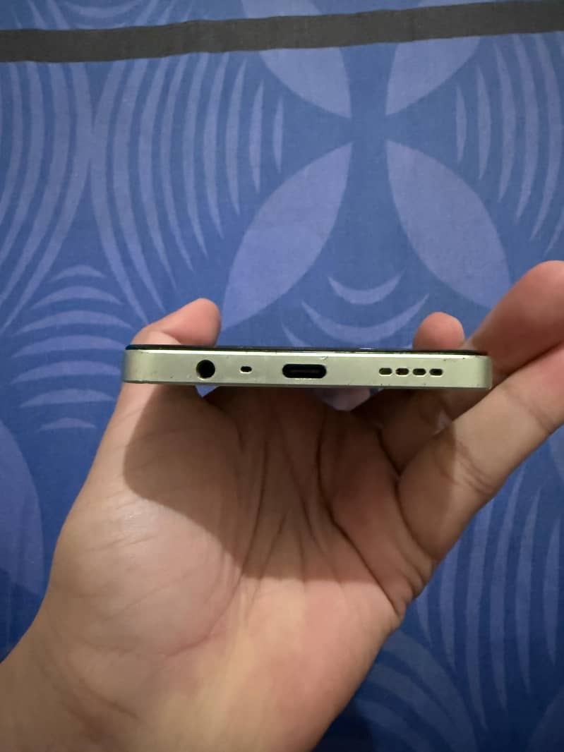 Realme C63 9