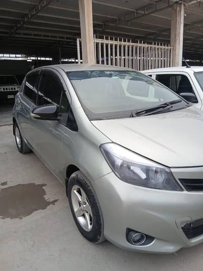 Toyota Vitz 2012