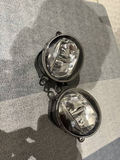 Toyota revo original fog lamps