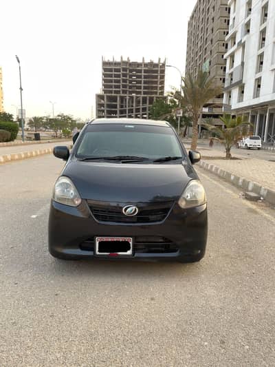 Daihatsu Mira 2012