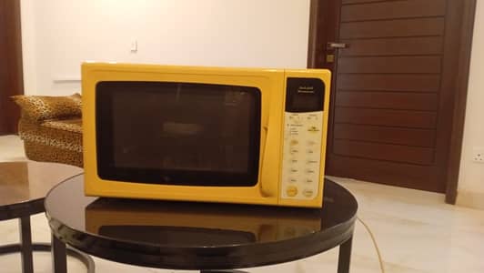 Microwave Oven