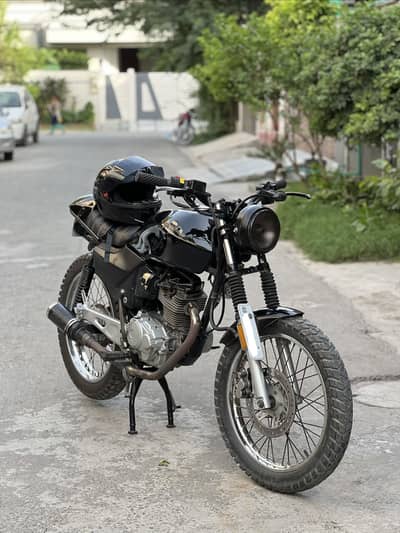 Honda Deluxe 2007 Cafe Racer/Scrambler Modified First Owner For Sale!