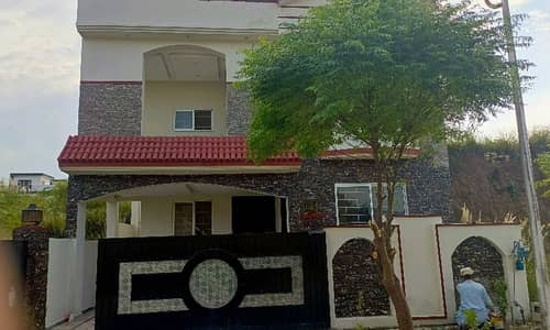 1800 Square Feet House In Central MPCHS - Block E For sale