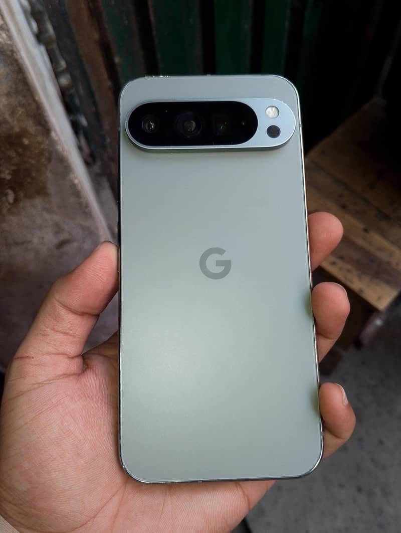 Google Pixel 9 Pro XL 0
