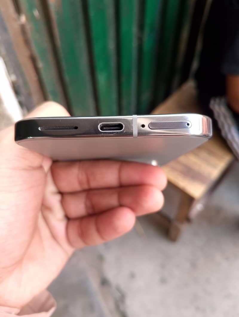 Google Pixel 9 Pro XL 2