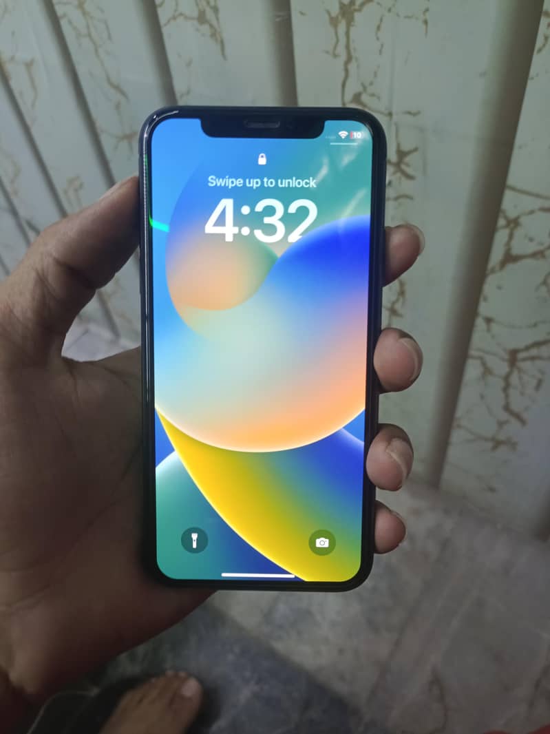 Apple iPhone X 0