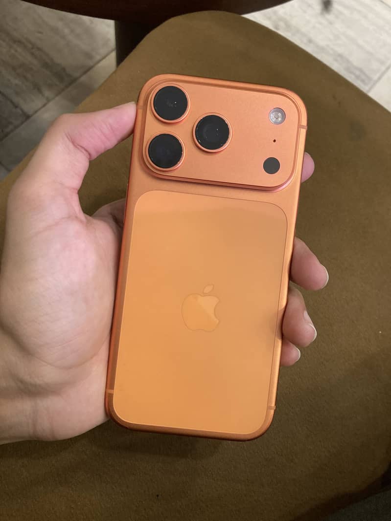 Apple iPhone 17 Pro 0