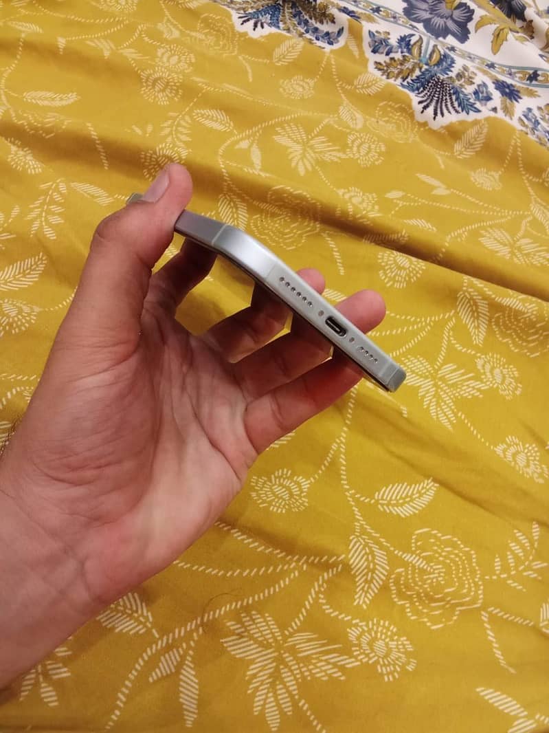 Apple iPhone 15 plus bypass 3