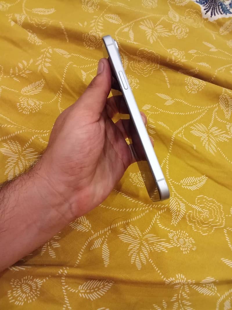 Apple iPhone 15 plus bypass 4