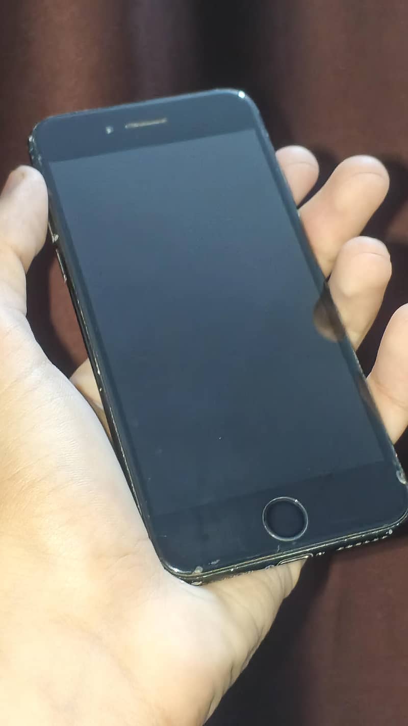 Apple iPhone 7 1