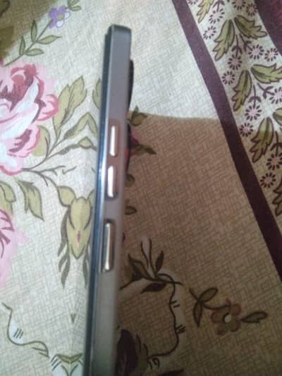Tecno CAMON 20