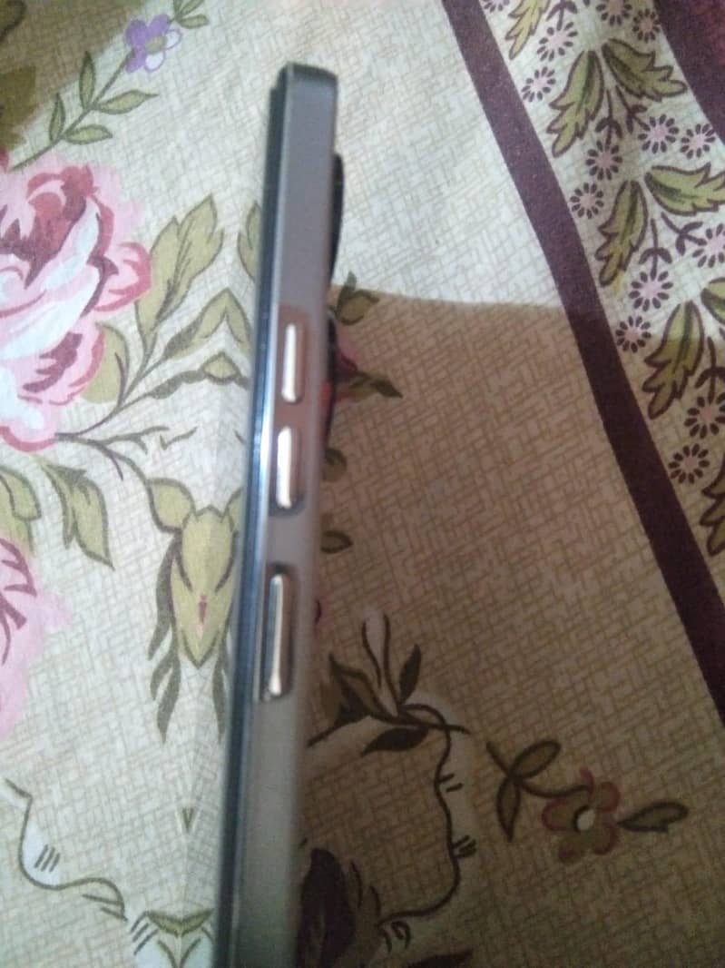 Tecno CAMON 20 0