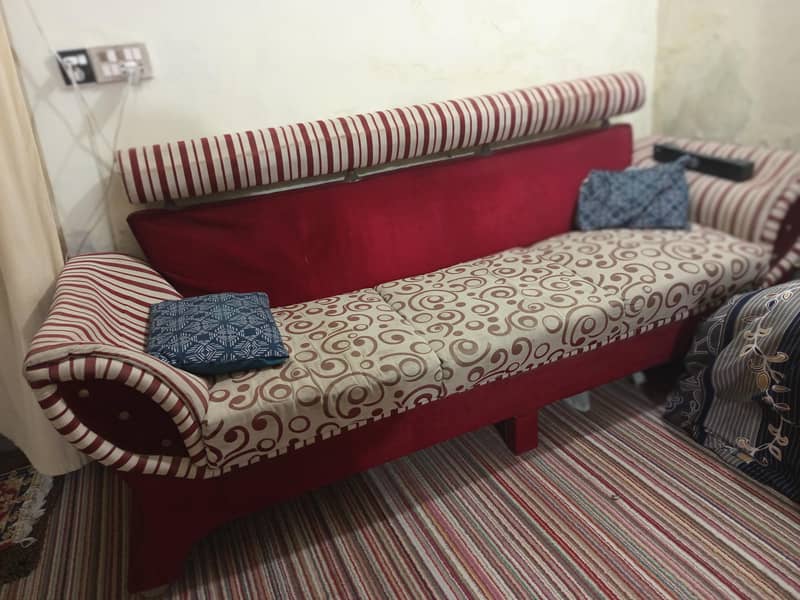 sofa selling 0