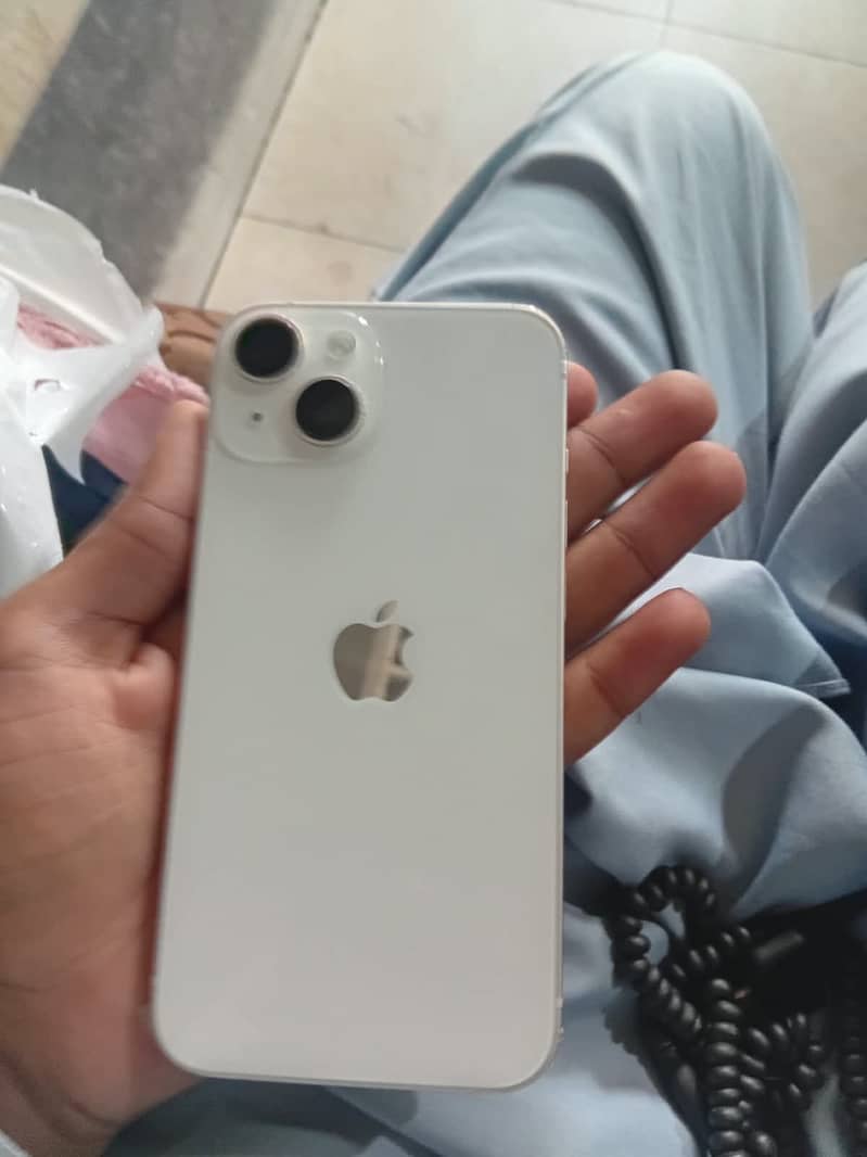 Apple iPhone 14 3