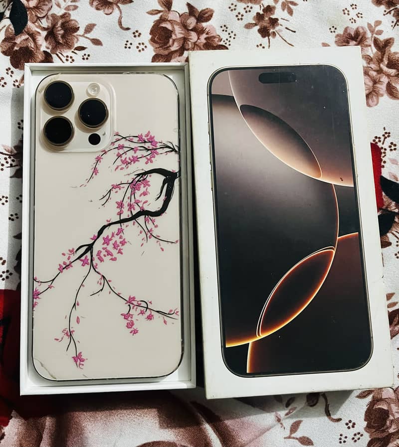 Apple iPhone 16 Pro Max 2