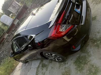 Honda Civic VTi Oriel Prosmatec 2018 UG full option Red Meter