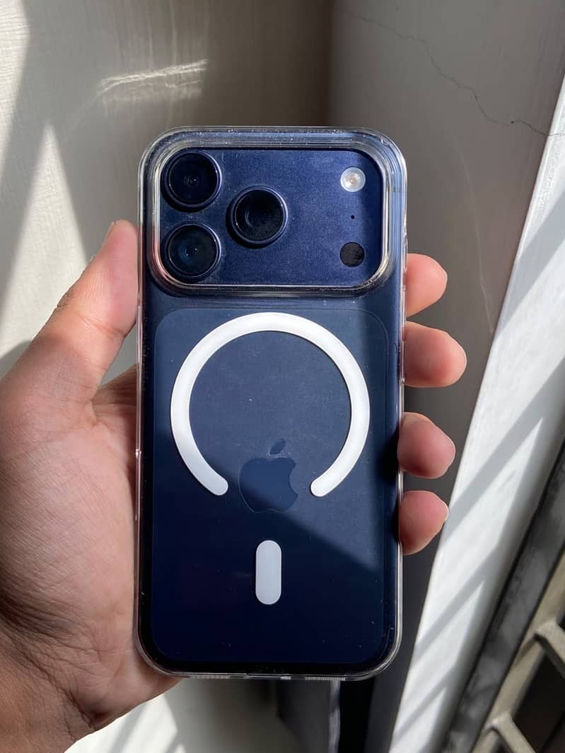 Apple iPhone 17 pro 1