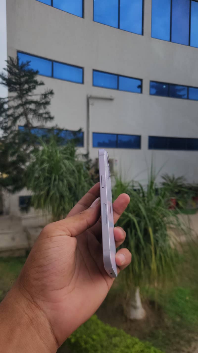 Apple iPhone 14 1