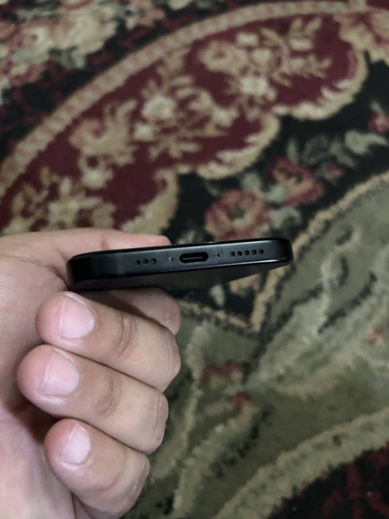 Apple iPhone 15 jv 1