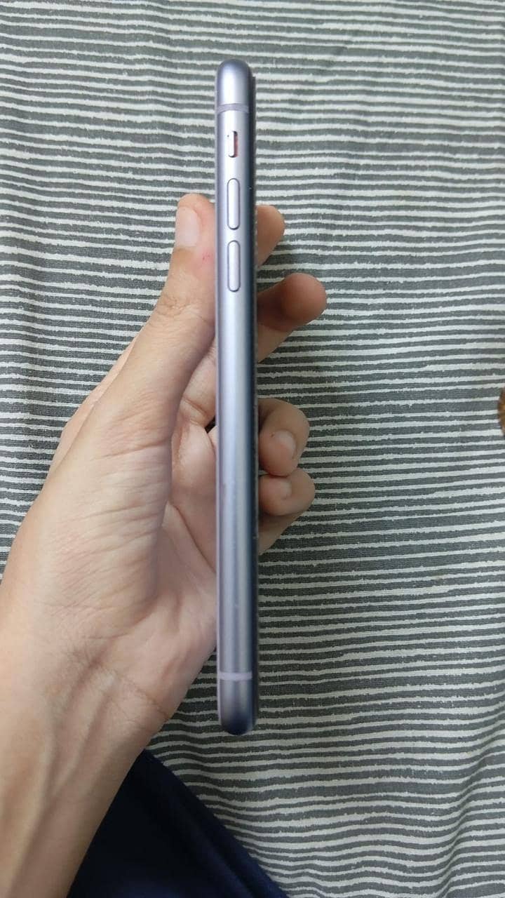 Apple iPhone 11 2